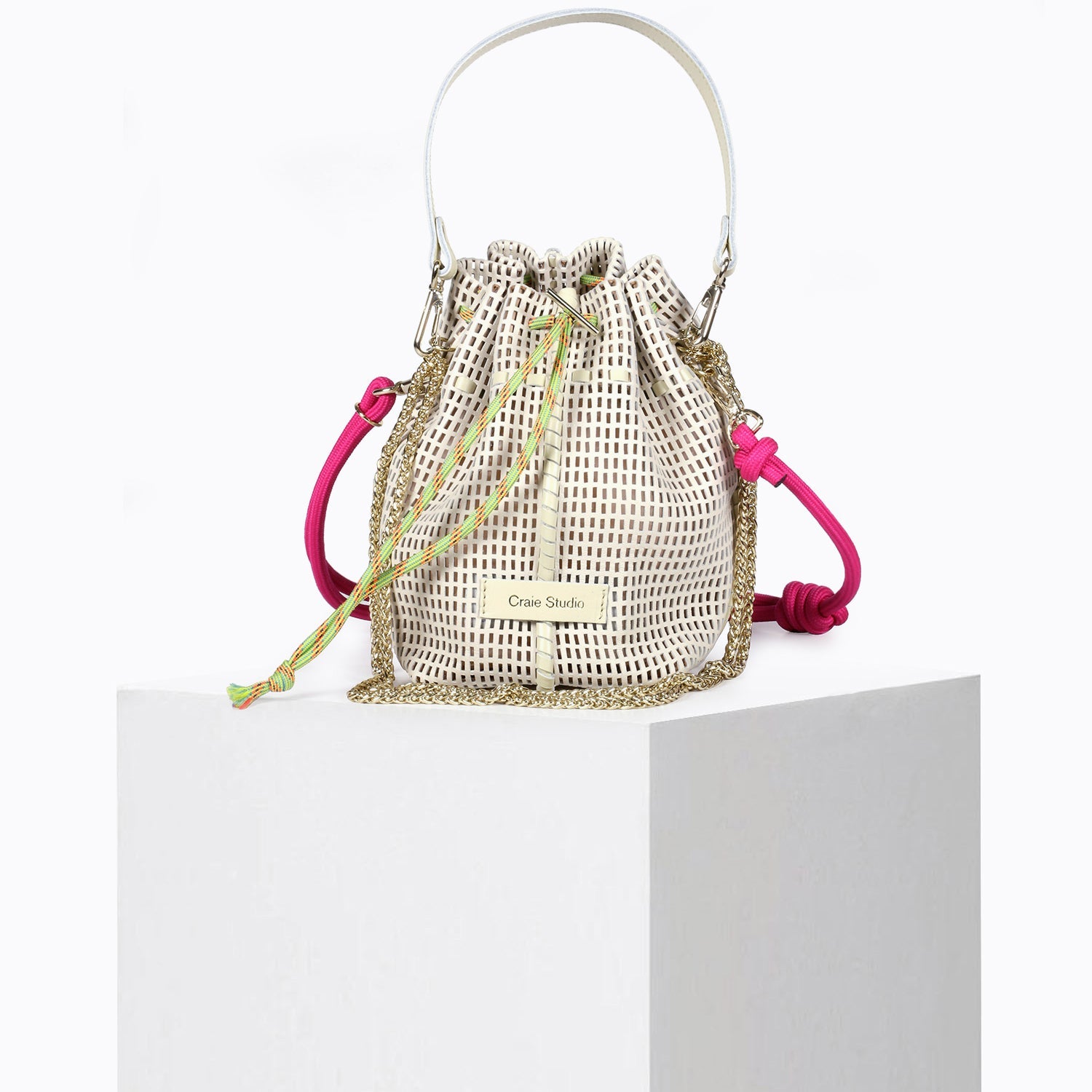 Bolso saco BIBI color crema The Good Girl