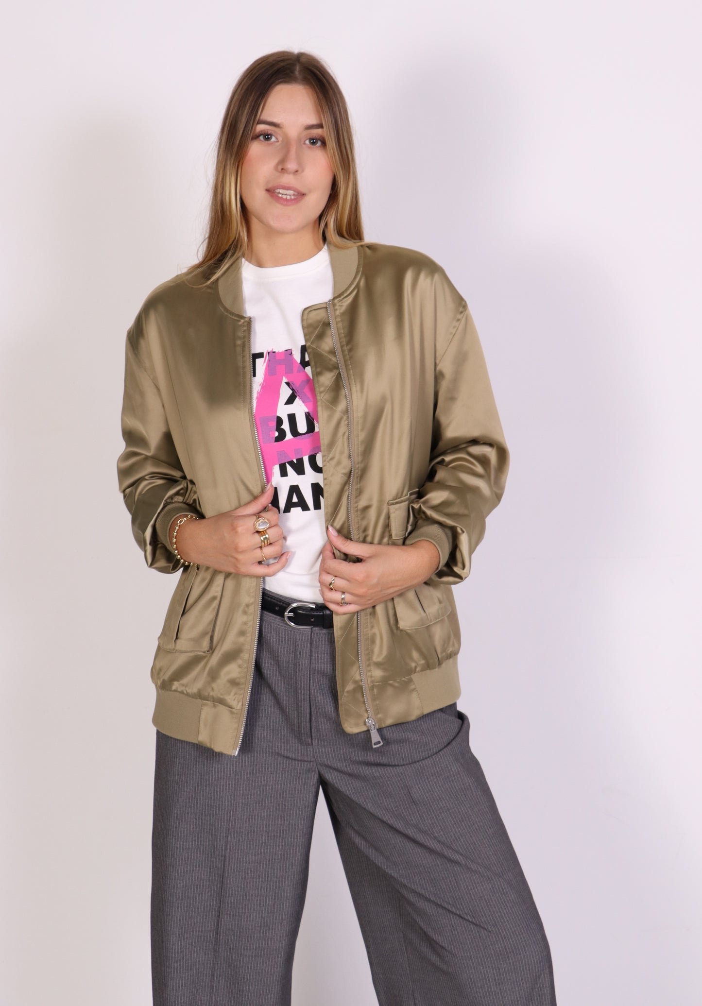 Chaqueta bomber verde satinada