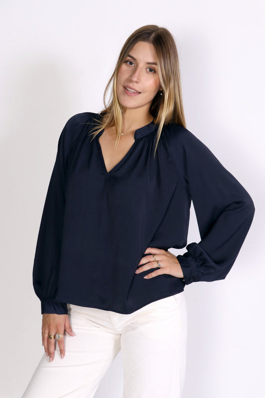 Blusa satinada azul marino